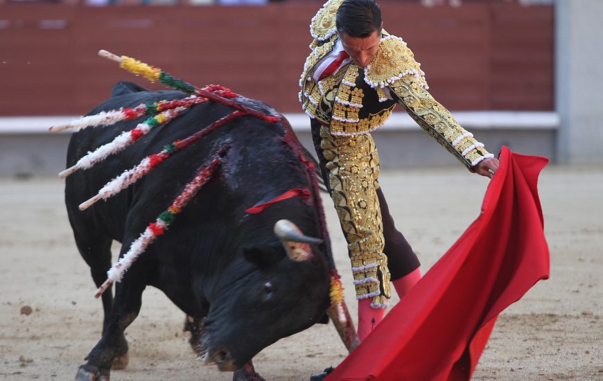 Diego-urdiales-toreando